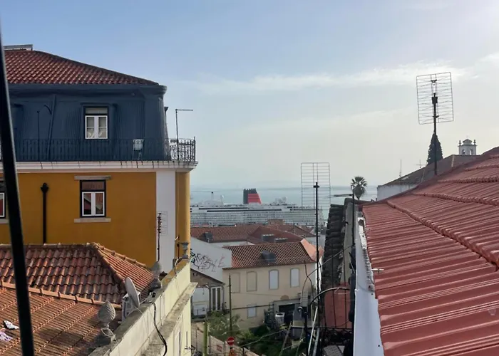 Διαμέρισμα Alfama Rio